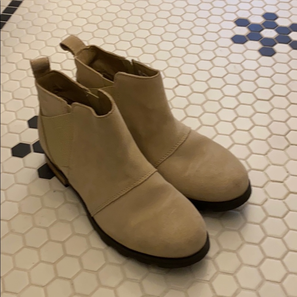 Sorel Emelie Chelsea Boots - Women 8